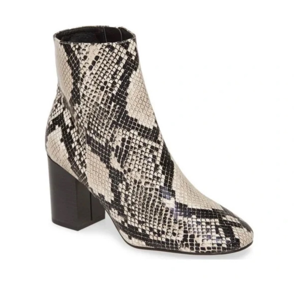 HALOGEN Alexa-Lea Snakeskin Ankle Boots